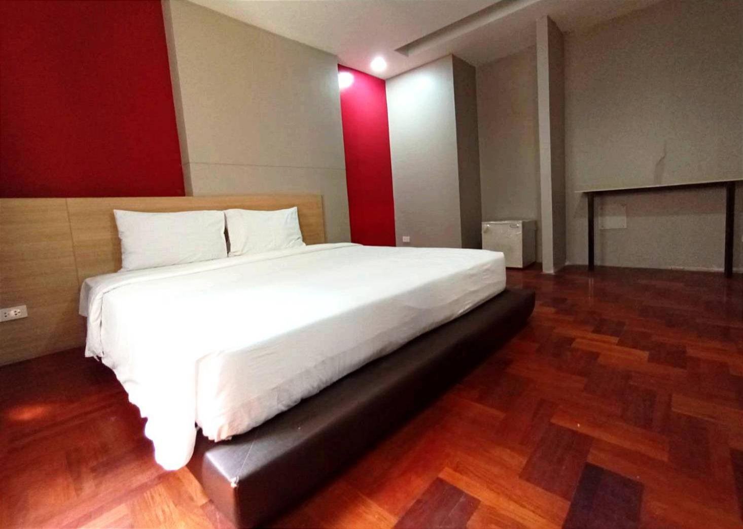 Go Inn Silom - Bts Saint Louis Банкок Екстериор снимка