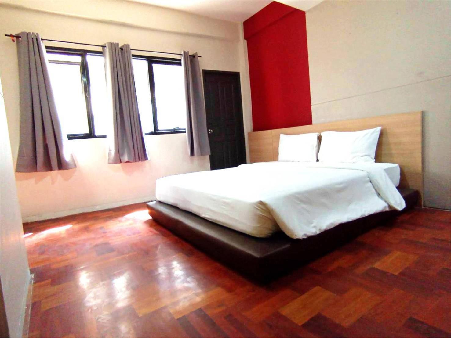 Go Inn Silom - Bts Saint Louis Банкок Екстериор снимка